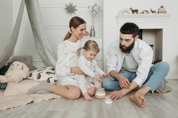 Personalized Photo Album is best Wedding Present Ideas for Parents